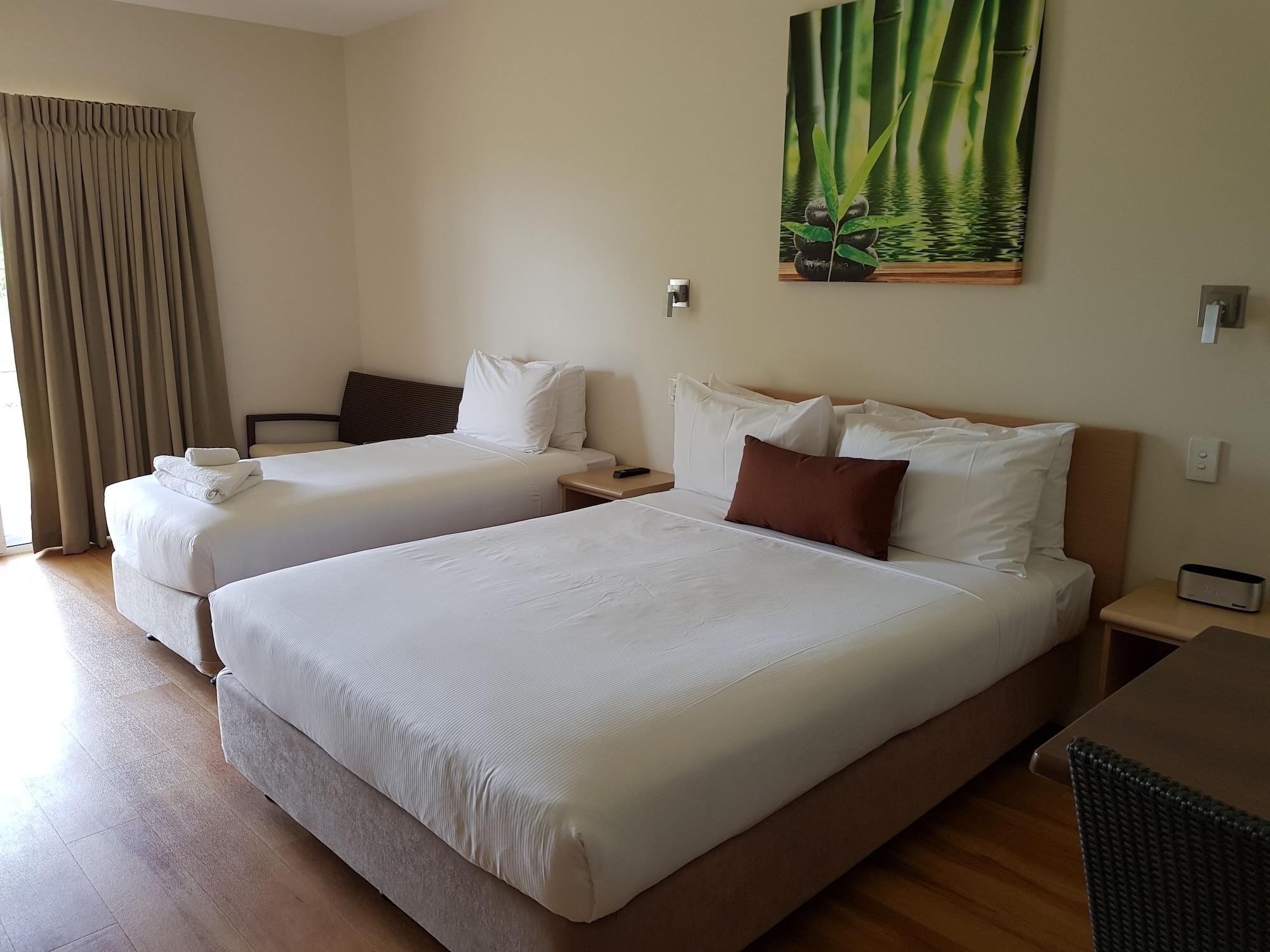 Club Tropical Resort